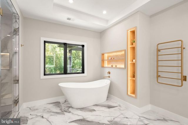 6329 HALSEY RD, Mclean, VA 22101
