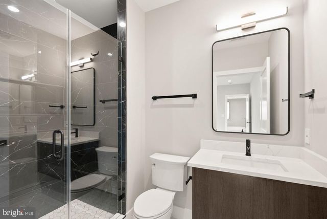 6329 HALSEY RD, Mclean, VA 22101