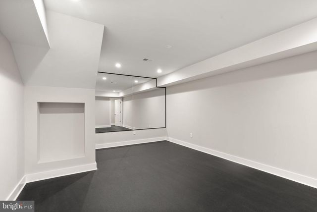 6329 HALSEY RD, Mclean, VA 22101