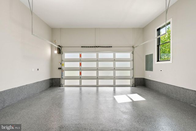 6329 HALSEY RD, Mclean, VA 22101