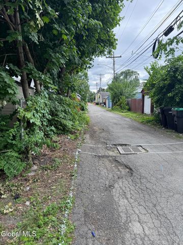 301 5th Avenue, Troy, NY 12182