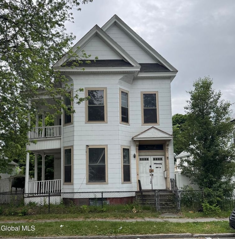 301 5th Avenue, Troy, NY 12182