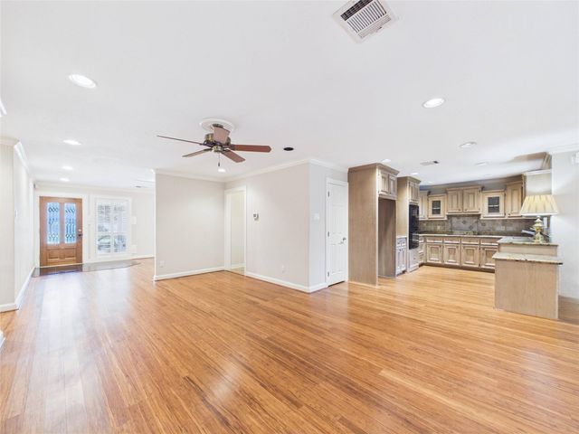 814 James Street, Deer Park, TX 77536