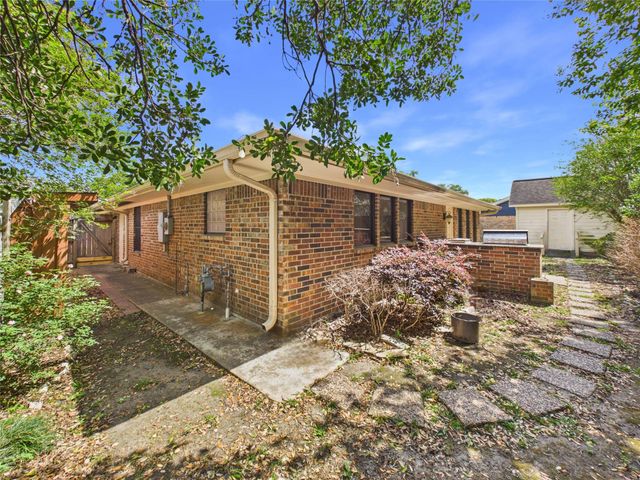 814 James Street, Deer Park, TX 77536