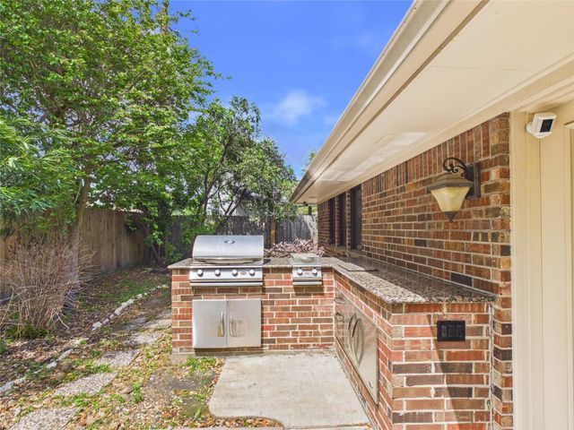 814 James Street, Deer Park, TX 77536