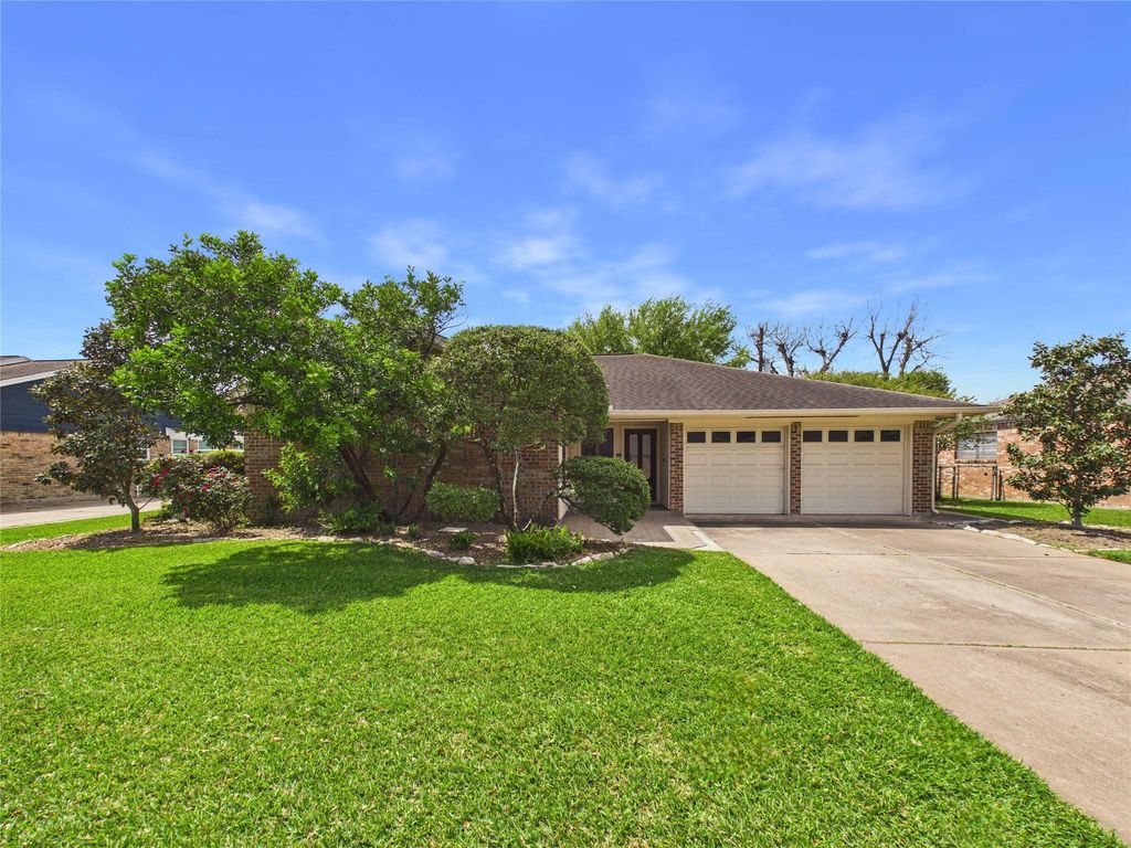 814 James Street, Deer Park, TX 77536