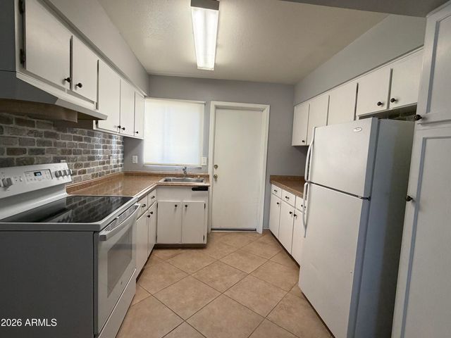 11216 W NEVADA Avenue, Youngtown, AZ 85363
