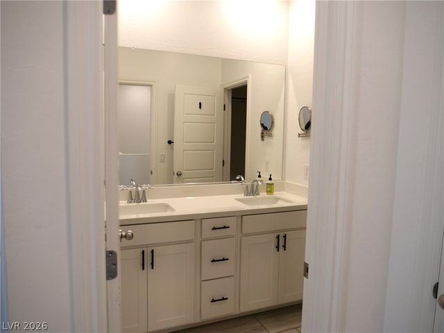 600 North Carriage Hill Dr 1130, Las Vegas, NV 89138