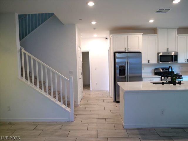 600 North Carriage Hill Dr 1130, Las Vegas, NV 89138