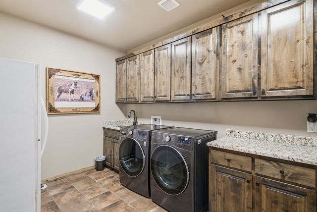 133 Kingston Lane, Weatherford, TX 76087