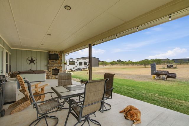 133 Kingston Lane, Weatherford, TX 76087