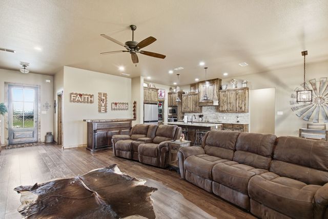 133 Kingston Lane, Weatherford, TX 76087