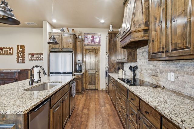 133 Kingston Lane, Weatherford, TX 76087