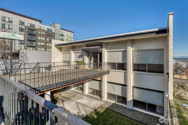 1545 Tacoma Avenue S, Tacoma, WA 98402