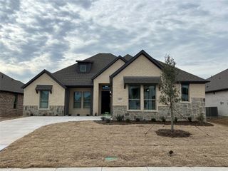 127 Bowling Green Avenue, Red Oak, TX 75154