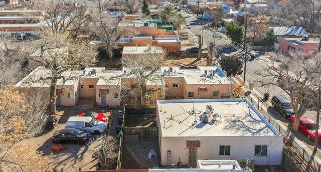 2307 New York Avenue SW, Albuquerque, NM 87104