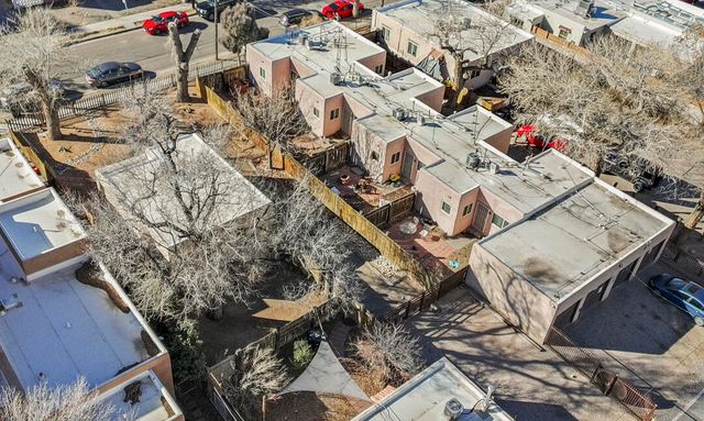 2307 New York Avenue SW, Albuquerque, NM 87104