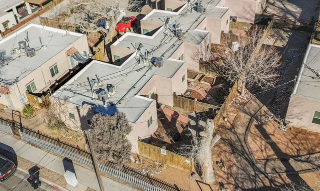 2307 New York Avenue SW, Albuquerque, NM 87104