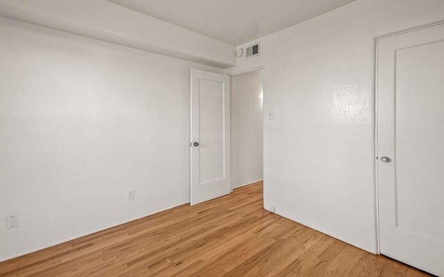 2307 New York Avenue SW, Albuquerque, NM 87104