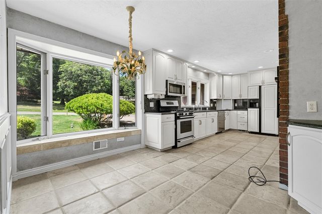 5017 Merryview Drive, Portage, MI 49024