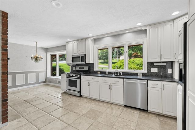 5017 Merryview Drive, Portage, MI 49024