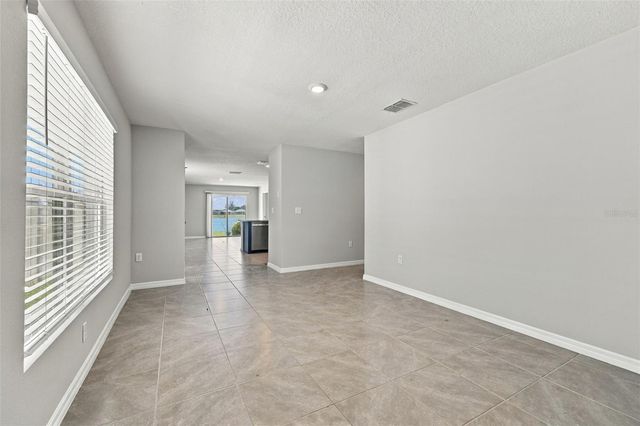 1172 7TH AVENUE NW, Ruskin, FL 33570