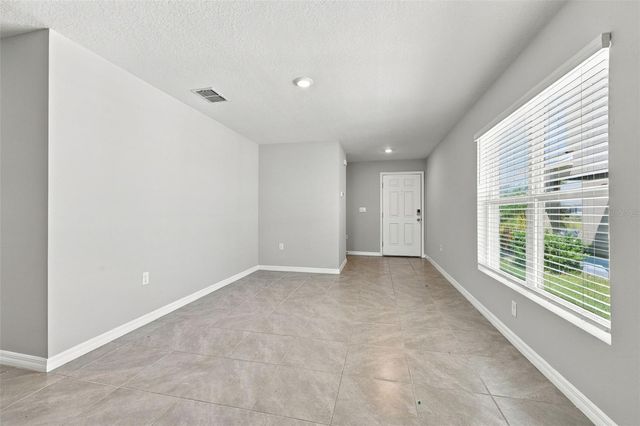 1172 7TH AVENUE NW, Ruskin, FL 33570