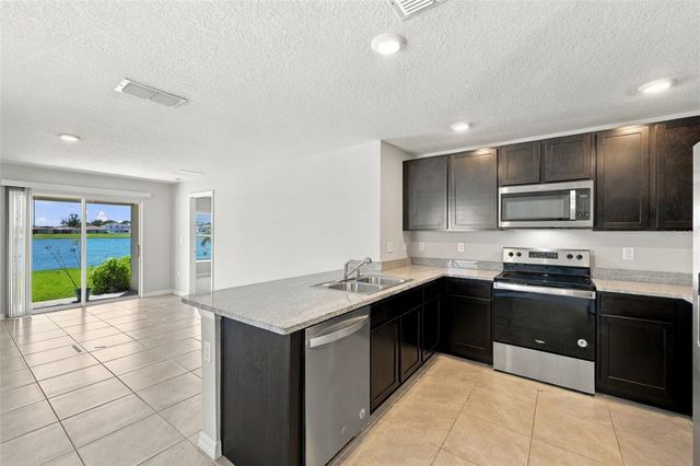 1172 7TH AVENUE NW, Ruskin, FL 33570
