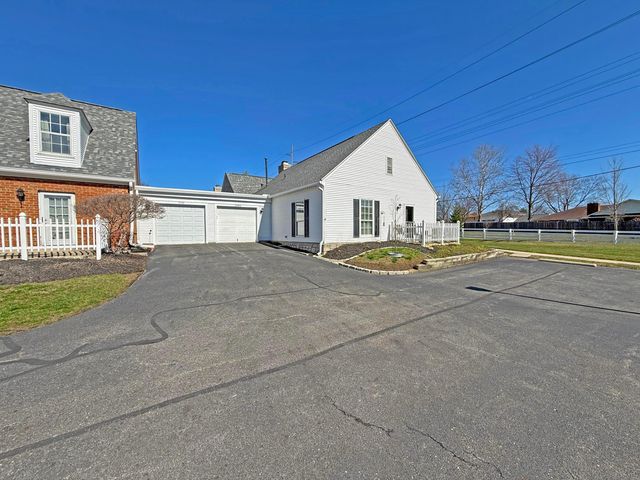 2480 Swan Drive, Grove City, OH 43123