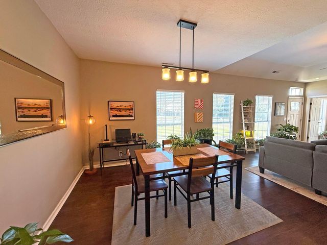 2480 Swan Drive, Grove City, OH 43123