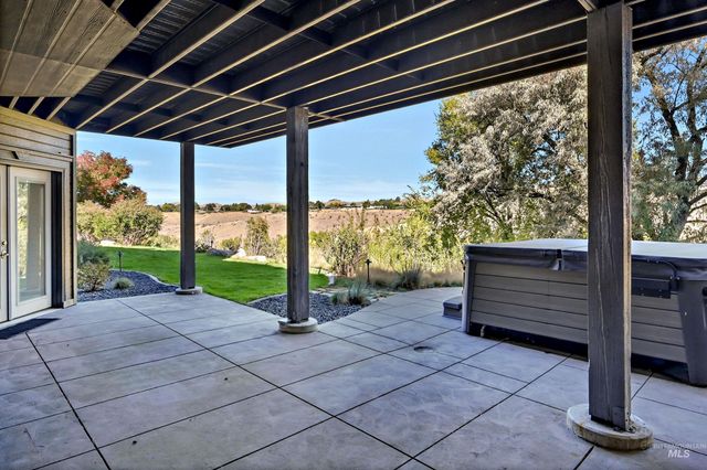 2798 N Cliffview Pl, Boise, ID 83702