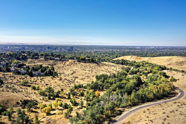 2798 N Cliffview Pl, Boise, ID 83702