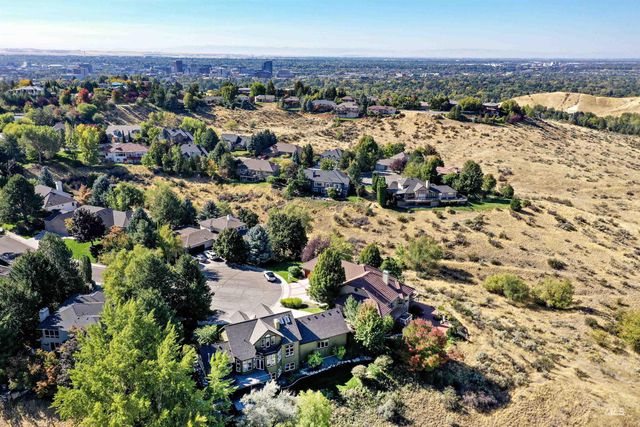 2798 N Cliffview Pl, Boise, ID 83702