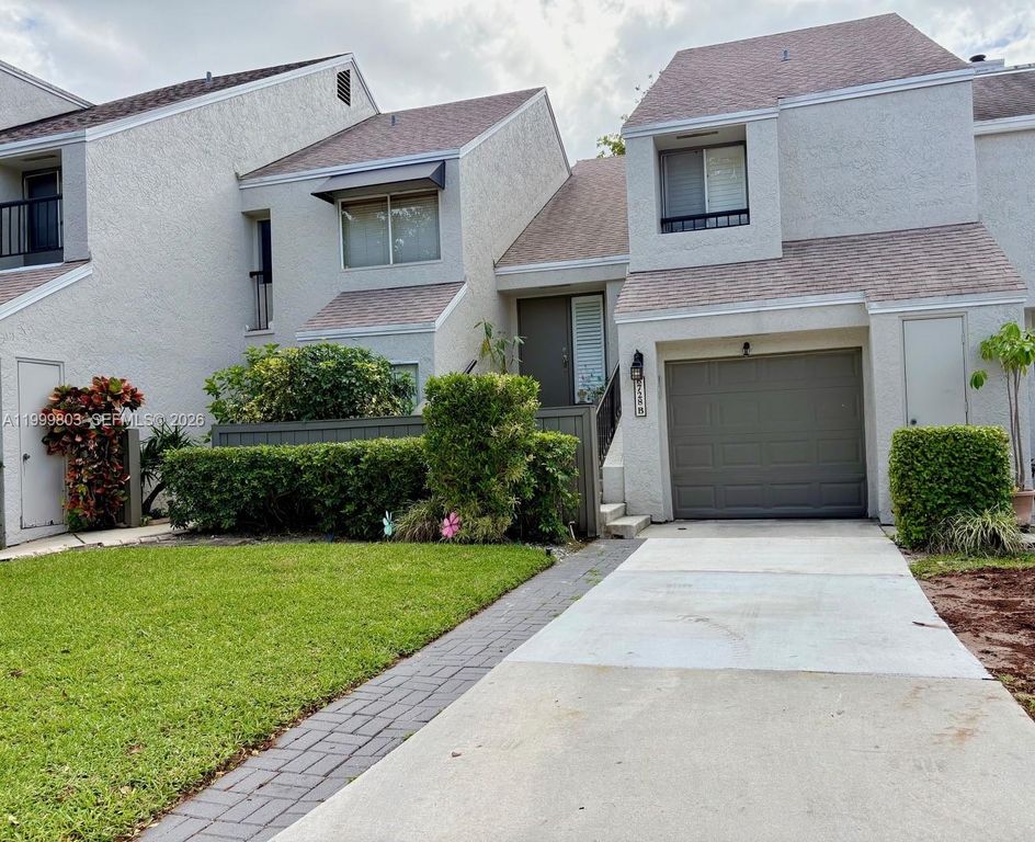 6728 Boca Pines Trail B, Boca Raton, FL 33433