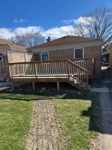 2358 Hainsworth Avenue, North Riverside, IL 60546