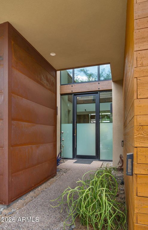 Image 12 of property listing at 6525 E CAVE CREEK Road 21, Cave Creek, AZ 85331