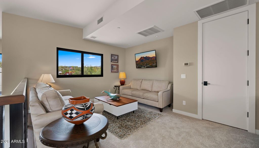 Image 43 of property listing at 6525 E CAVE CREEK Road 21, Cave Creek, AZ 85331