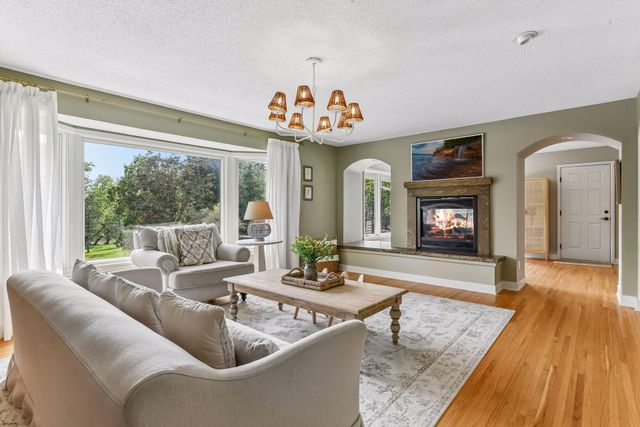 15803 Holdridge Road E, Wayzata, MN 55391