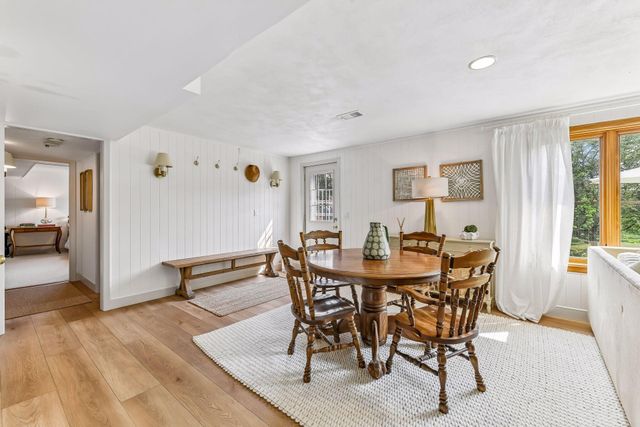 15803 Holdridge Road E, Wayzata, MN 55391