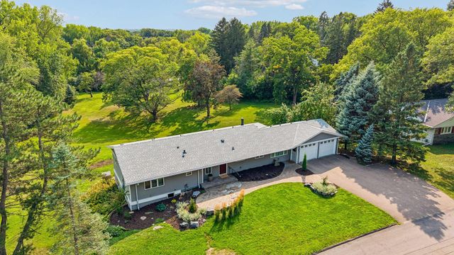 15803 Holdridge Road E, Wayzata, MN 55391