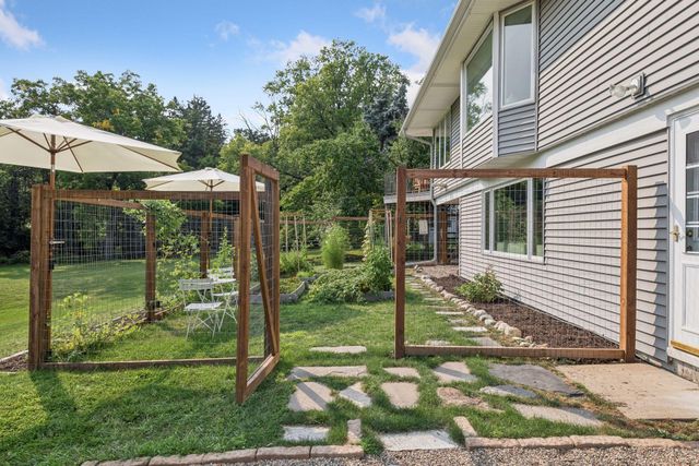 15803 Holdridge Road E, Wayzata, MN 55391