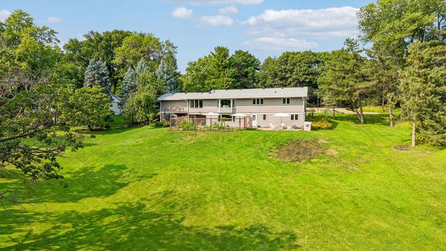 15803 Holdridge Road E, Wayzata, MN 55391
