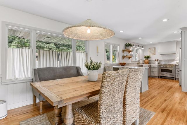 15803 Holdridge Road E, Wayzata, MN 55391