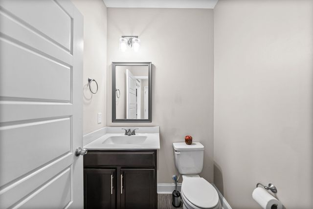 105 Lucerne Ln, Clarksville, TN 37040