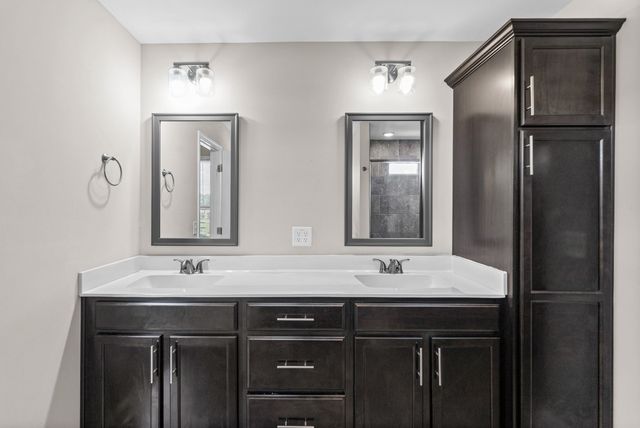 105 Lucerne Ln, Clarksville, TN 37040