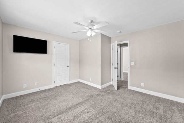 105 Lucerne Ln, Clarksville, TN 37040