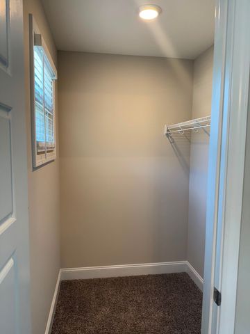 105 Lucerne Ln, Clarksville, TN 37040