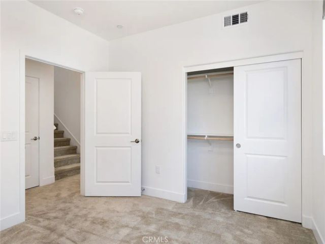 27399 Fox Den Place, Valencia, CA 91381
