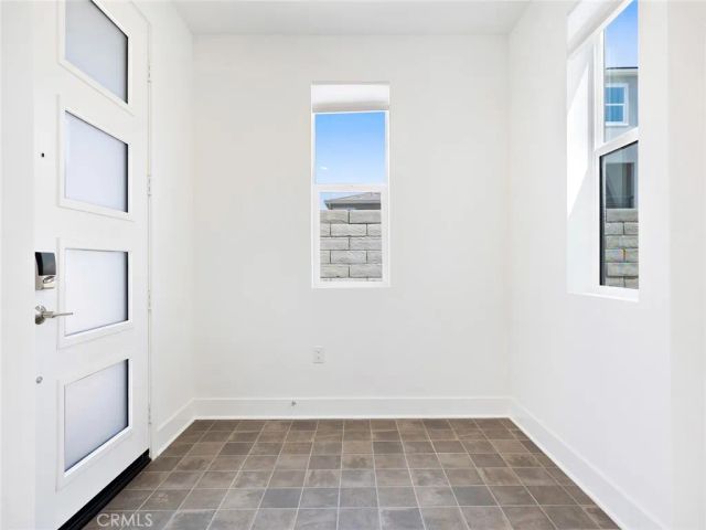 27399 Fox Den Place, Valencia, CA 91381
