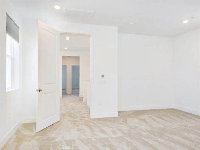 27399 Fox Den Place, Valencia, CA 91381